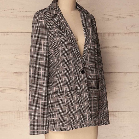 Chic Blazer - Picture 4 of 5